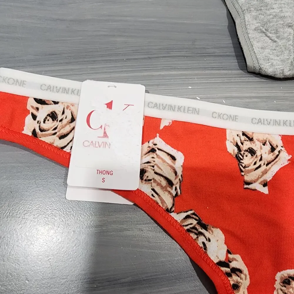 Calvin Klein ckone Thong Underwear‎ Panties Size Small Cotton Blend 2 Pair